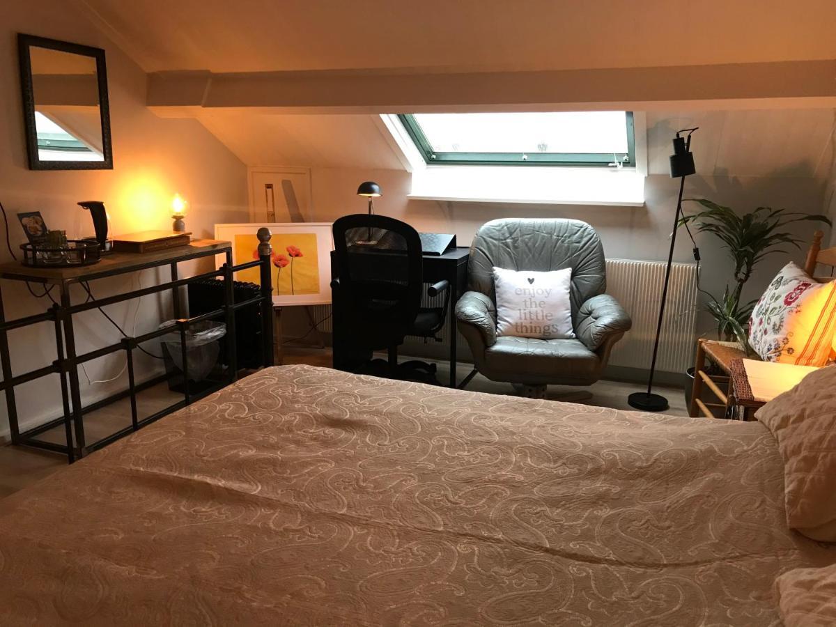 エクロー Het Uilennest Bed & Breakfast エクステリア 写真