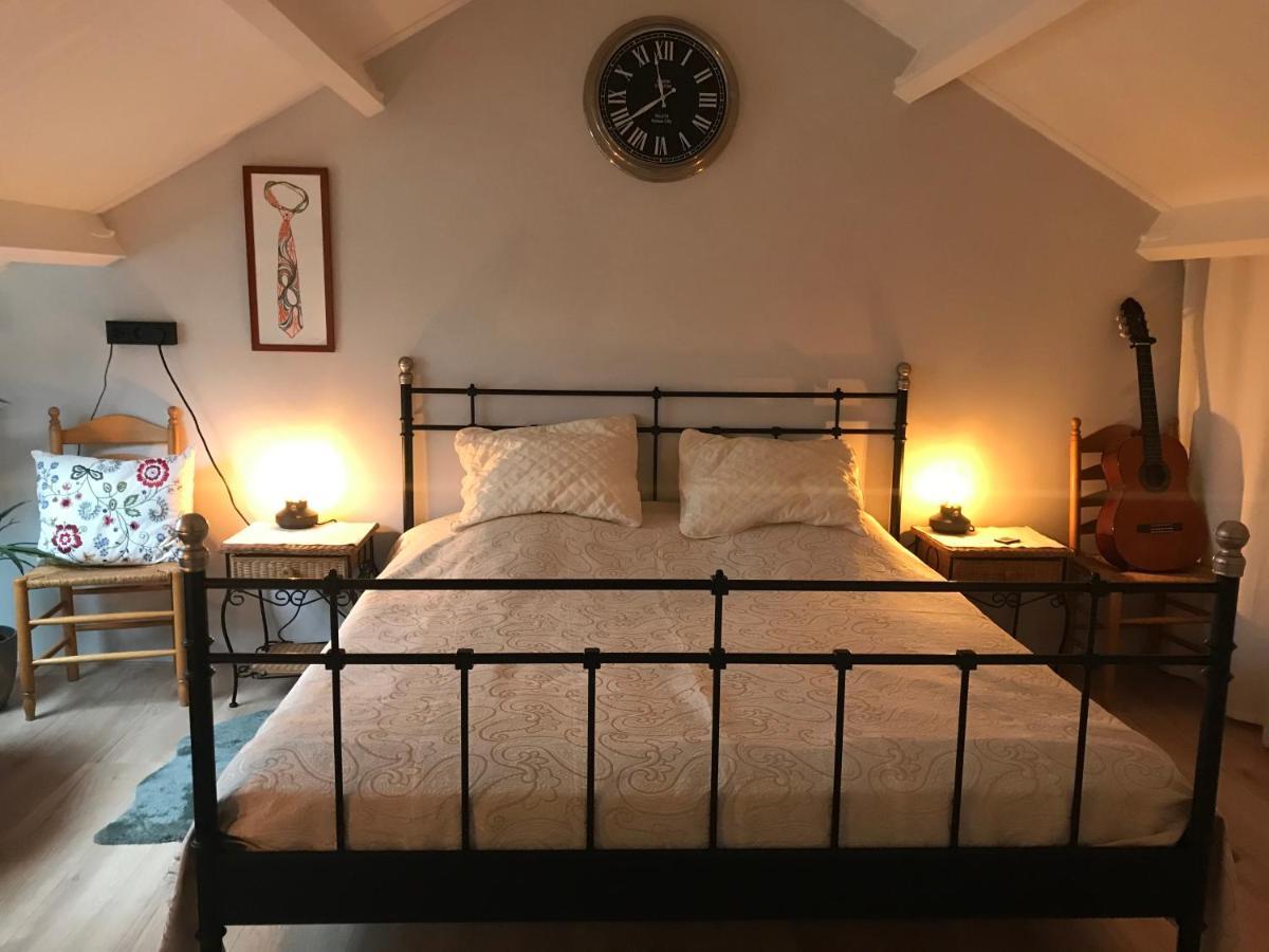 エクロー Het Uilennest Bed & Breakfast エクステリア 写真